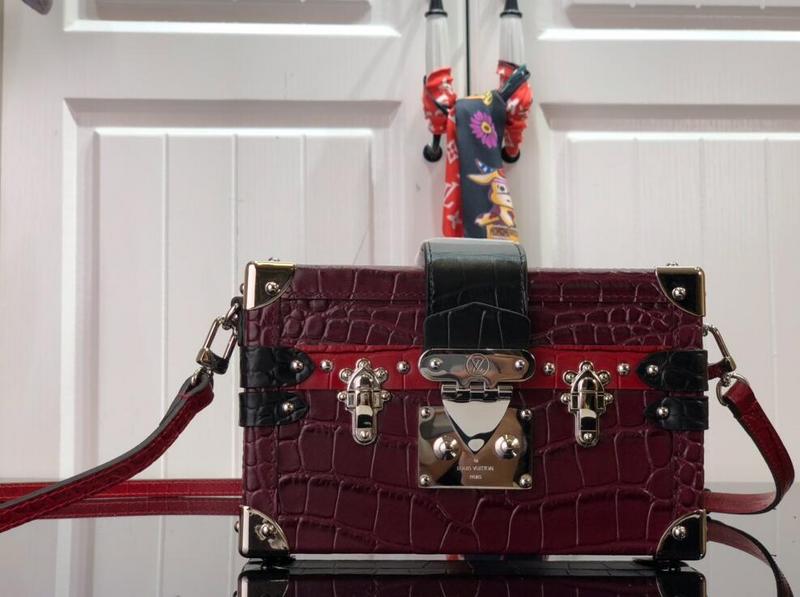 Chloe’s Picks - LOV Bags - 2334