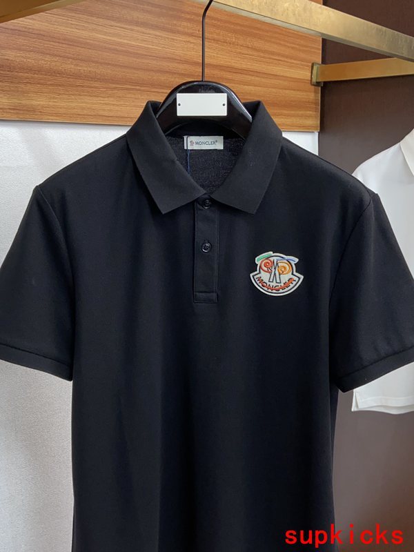 Moncler Luxury Cloth