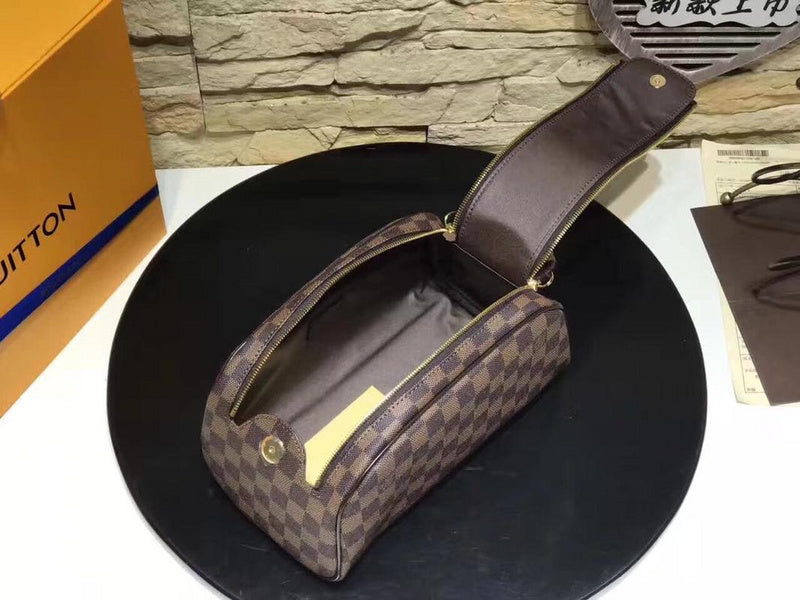 I W Fashion Lu-Vi bags - 17877