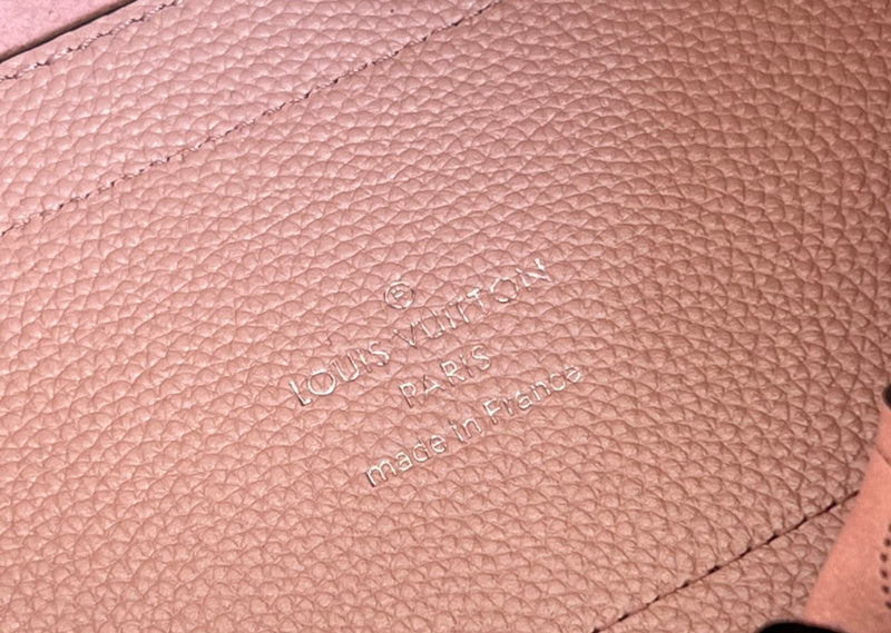 I W Fashion Lu-Vi bags - 17209