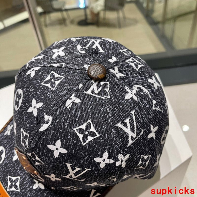 Louis Vuitton Luxury Cap