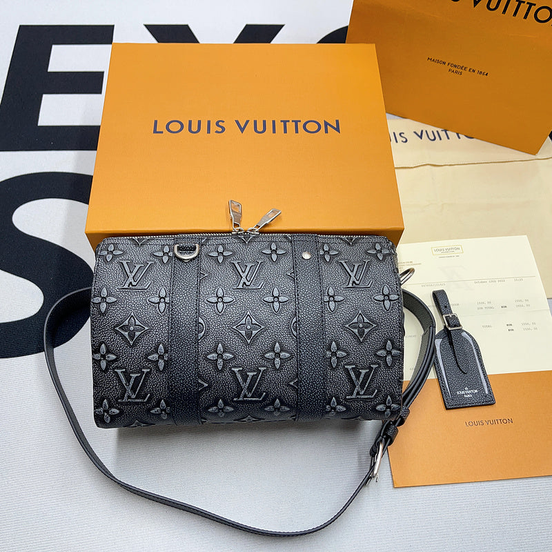 I W Fashion Lu-Vi bags - 11228