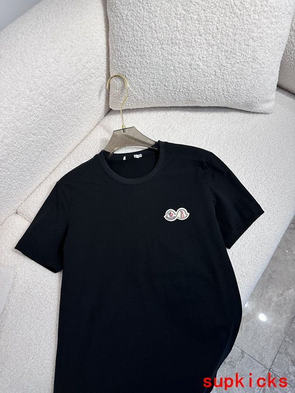Moncler Luxury Cloth