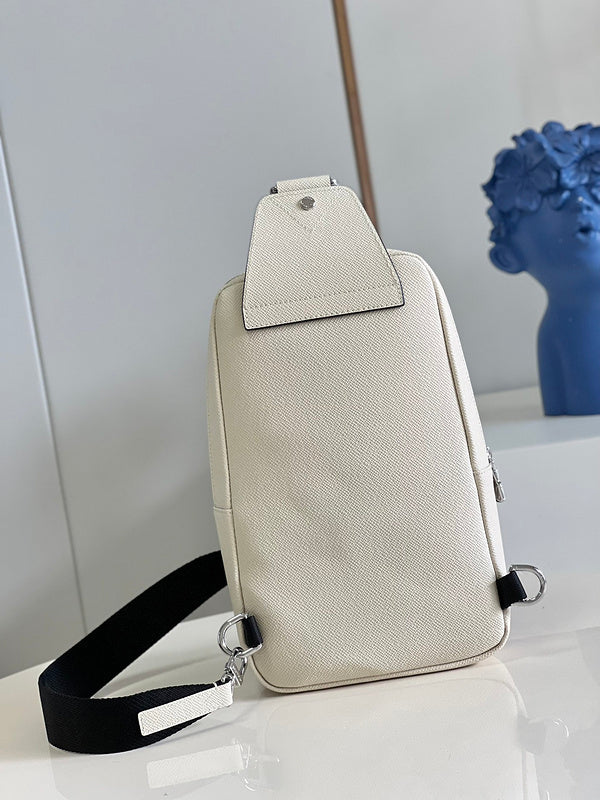 I W Fashion Lu-Vi bags - 17312