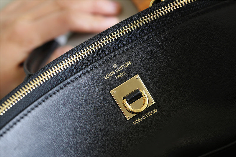 I W Fashion Lu-Vi bags - 8035