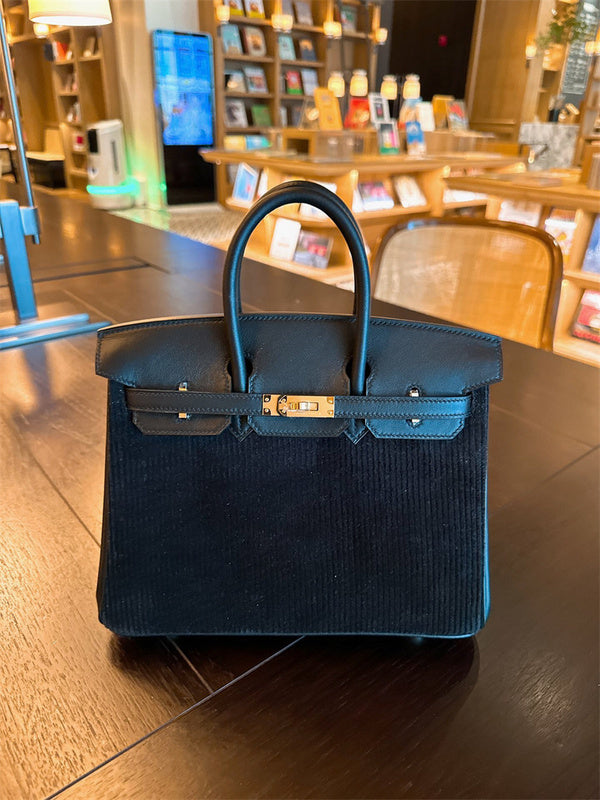 PHA - HMS Bags - 630