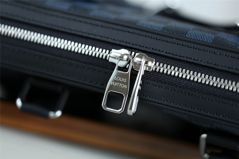 I W Fashion Lu-Vi bags - 9876