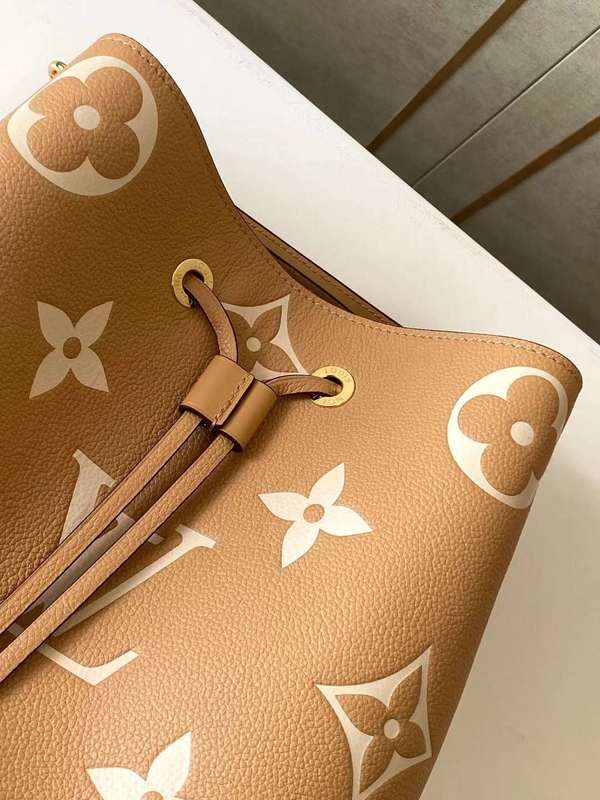 LOV2 Bags - Luxurious Bags  500