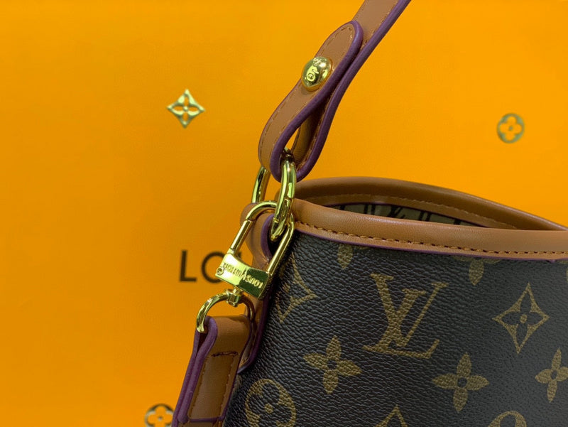 I W Fashion Lu-Vi bags - 17495