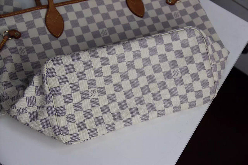 I W Fashion Lu-Vi bags - 8100