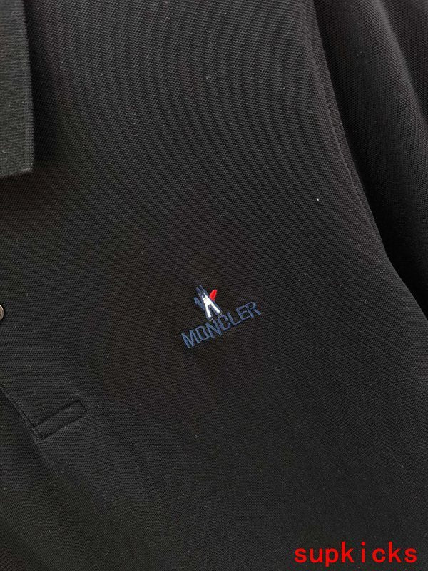Moncler Luxury Cloth