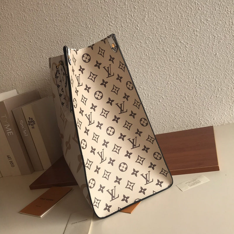 I W Fashion Lu-Vi bags - 17385