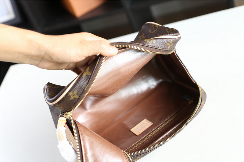 I W Fashion Lu-Vi bags - 10987