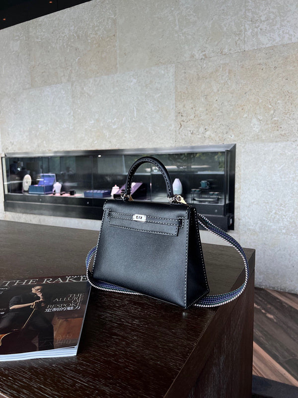 PHA - HMS Bags - 1576