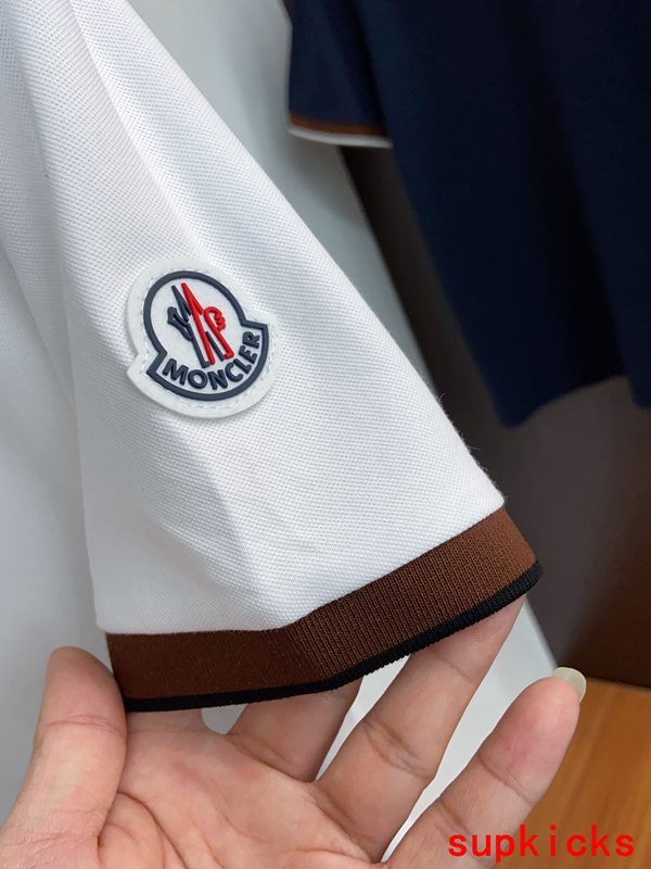 Moncler Luxury Cloth