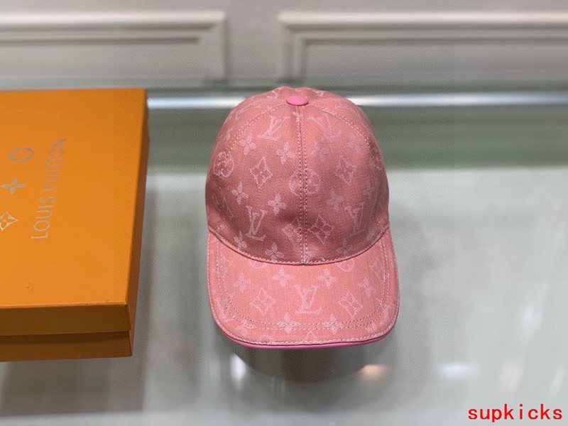 Louis Vuitton Luxury Cap
