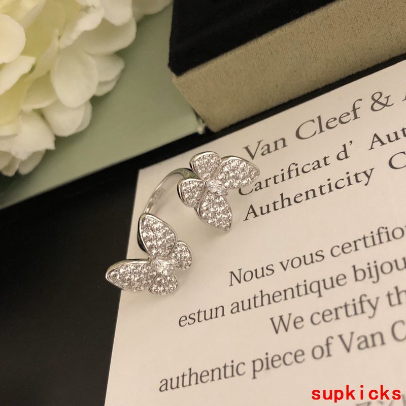 Van Cleef & Arples Jewelry