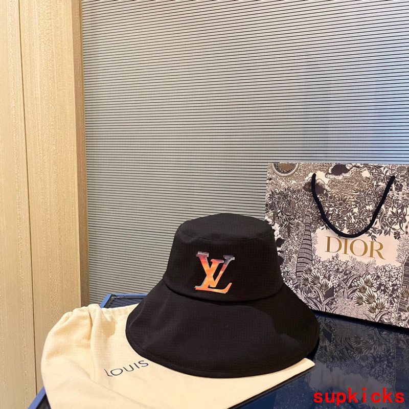 Louis Vuitton Luxury Cap