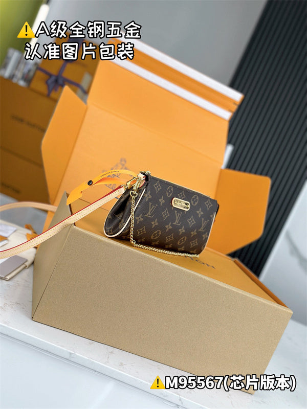 PHA - LOV Bags - 341