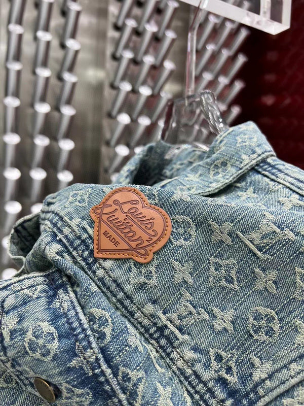 Louis Vuittion Luxury Clothes