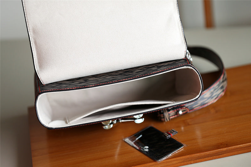 I W Fashion Lu-Vi bags - 8498
