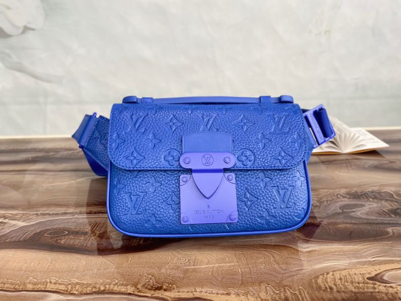 I W Fashion Lu-Vi bags - 17437