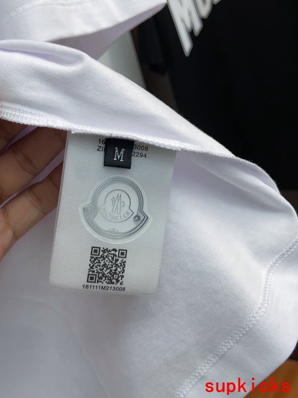 Moncler Luxury Cloth