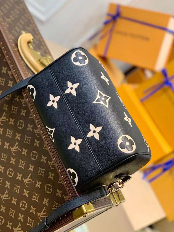 I W Fashion Lu-Vi bags - 17457