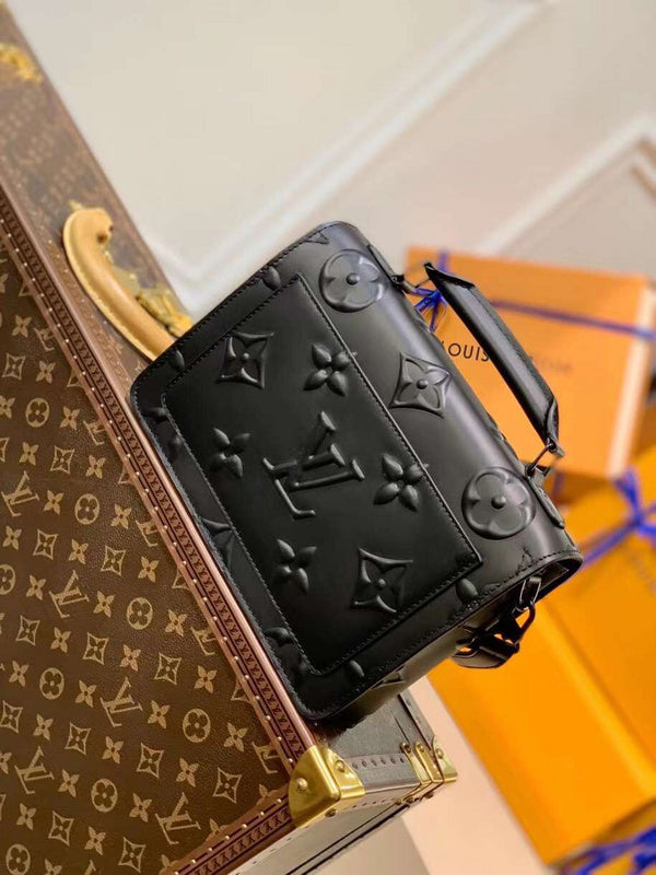 I W Fashion Lu-Vi bags - 17461