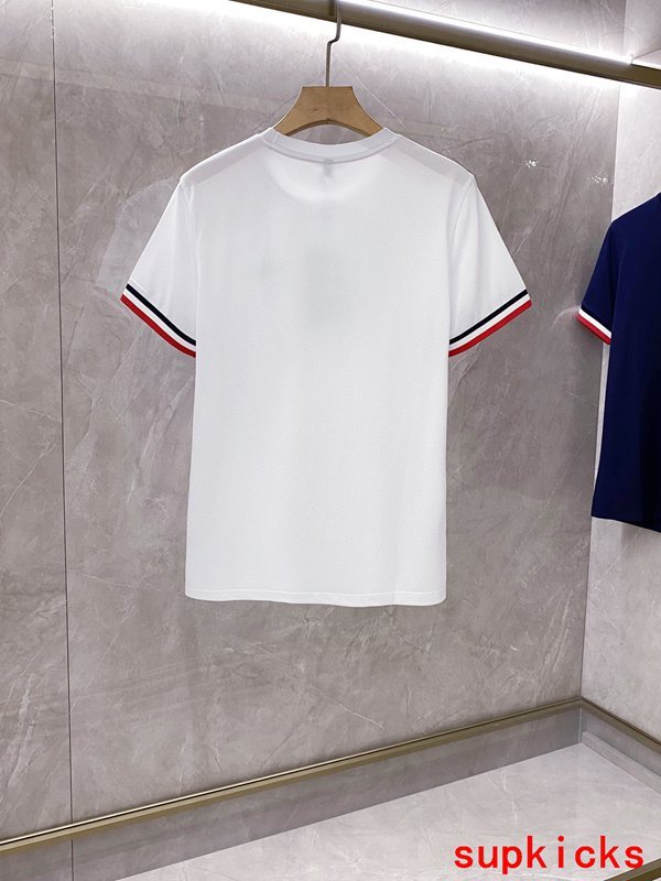 Moncler Luxury Cloth