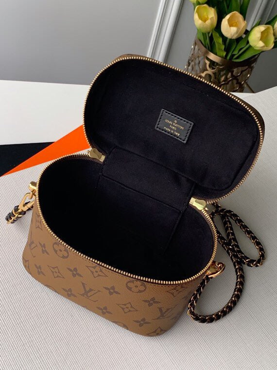 LOV2 Bags - Luxurious Bags  2674