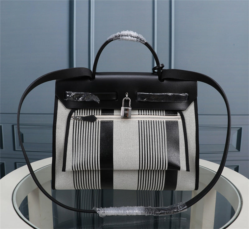 PHA - HMS Bags - 003