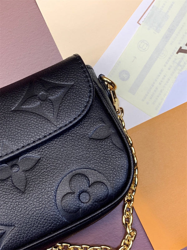 PHA - LOV Bags - 090