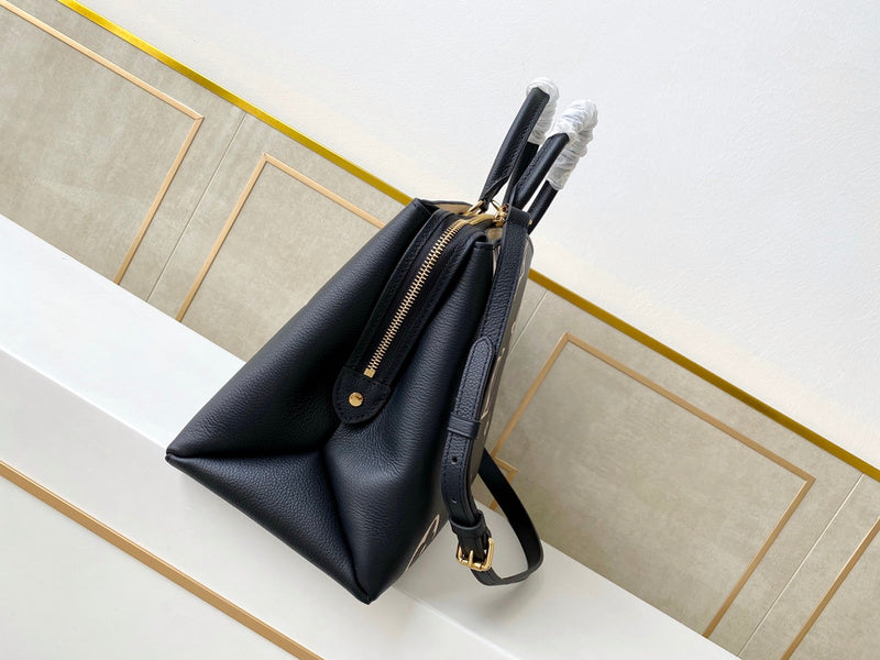 I W Fashion Lu-Vi bags - 17405