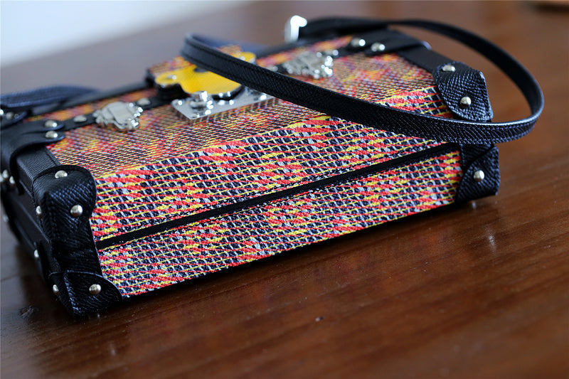 I W Fashion Lu-Vi bags - 8213