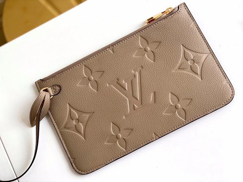 I W Fashion Lu-Vi Bags - 16816