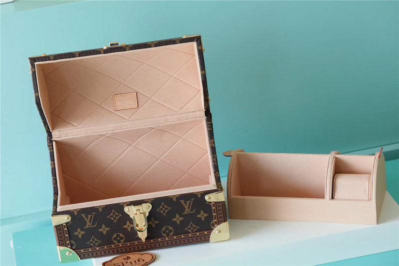 I W Fashion Lu-Vi bags - 11337