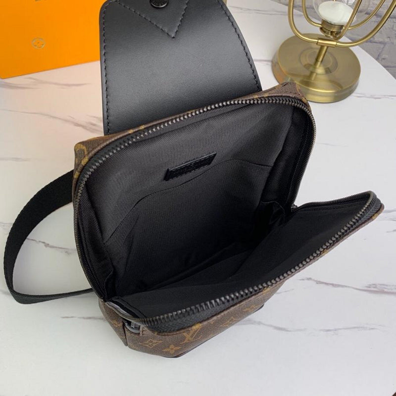 I W Fashion Lu-Vi bags - 17825