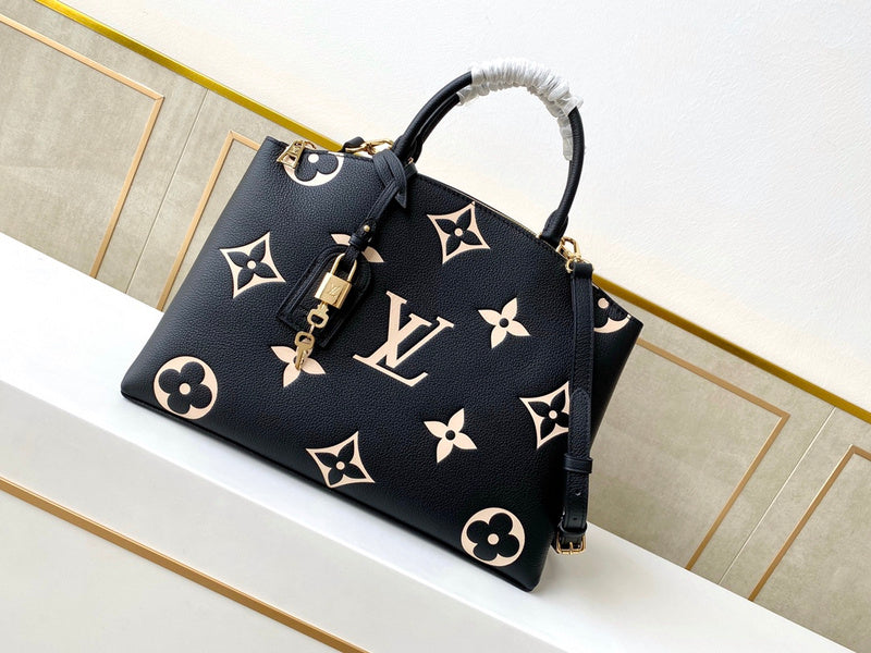 I W Fashion Lu-Vi bags - 17405