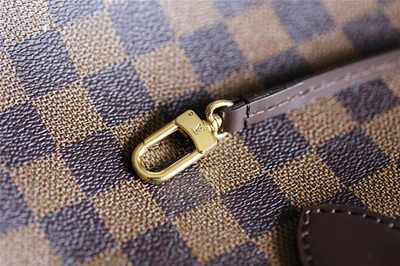 I W Fashion Lu-Vi bags - 8108