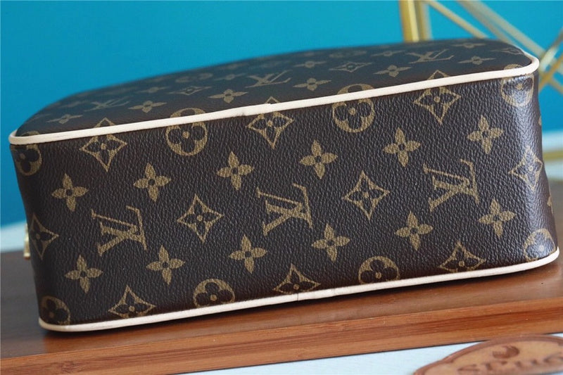 I W Fashion Lu-Vi bags - 10671