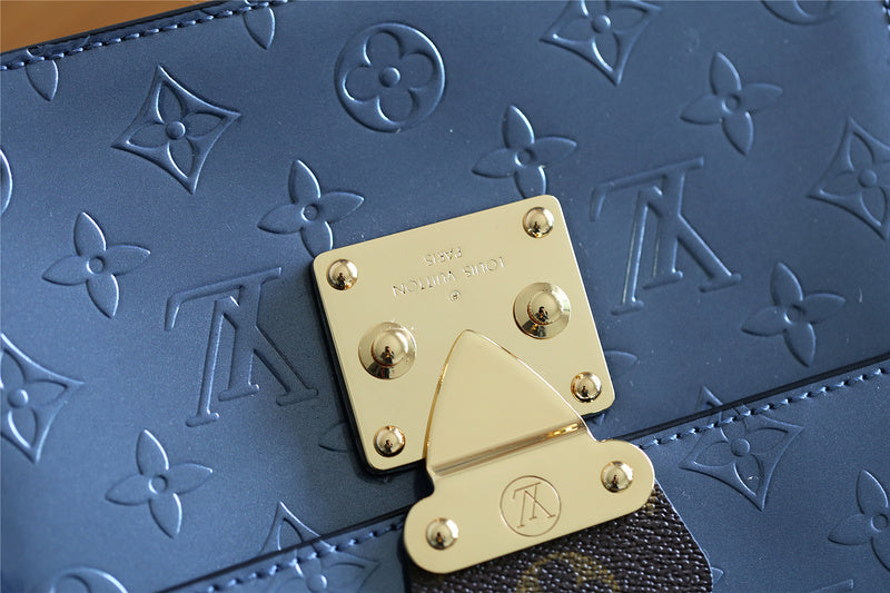 I W Fashion Lu-Vi bags - 8050