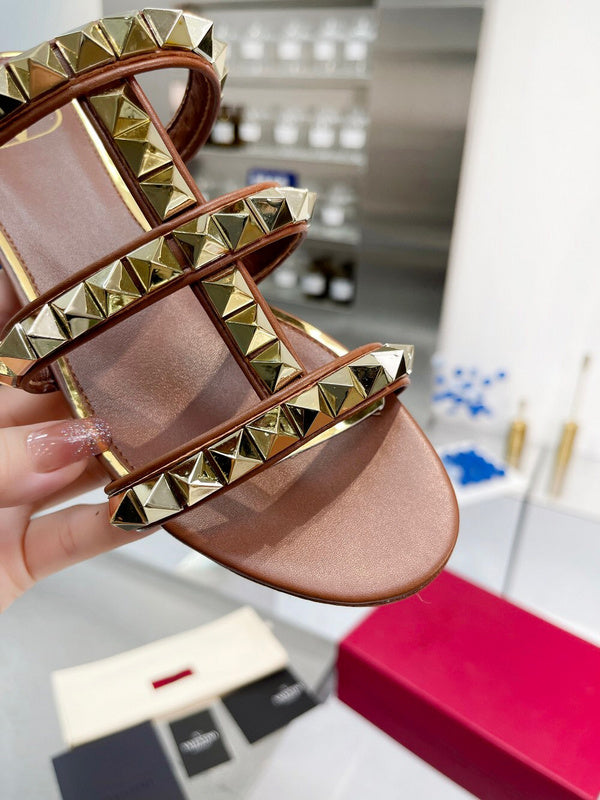 Valentino GARAVANI Luxury Shoes