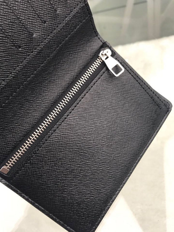 I W Fashion Lu-Vi bags - 17450