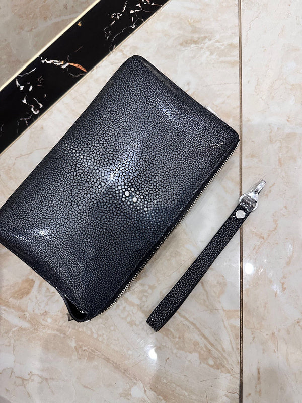 PHA - HMS Bags - 1330
