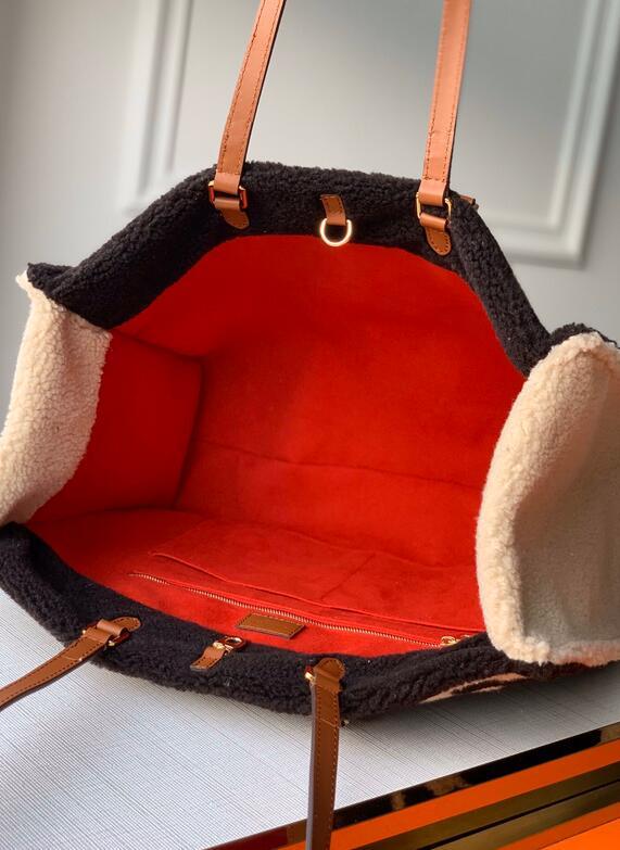 Chloe’s Picks - LOV Bags - 2989