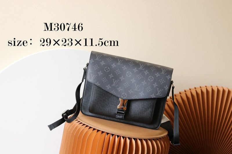 I W Fashion Lu-Vi bags - 17191