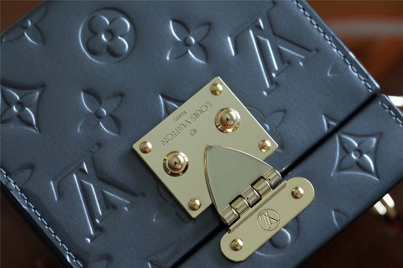 I W Fashion Lu-Vi bags - 9345