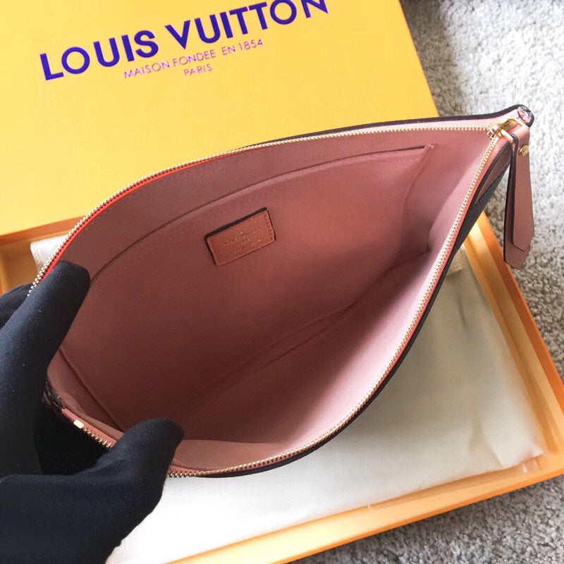 I W Fashion Lu-Vi bags - 8971