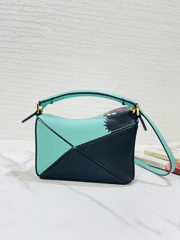 PHA - LWO Bags - 210